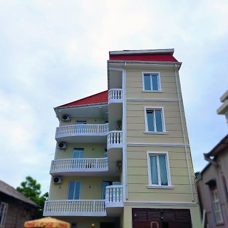 Guesthouse White Swan Kobuleti Extérieur photo