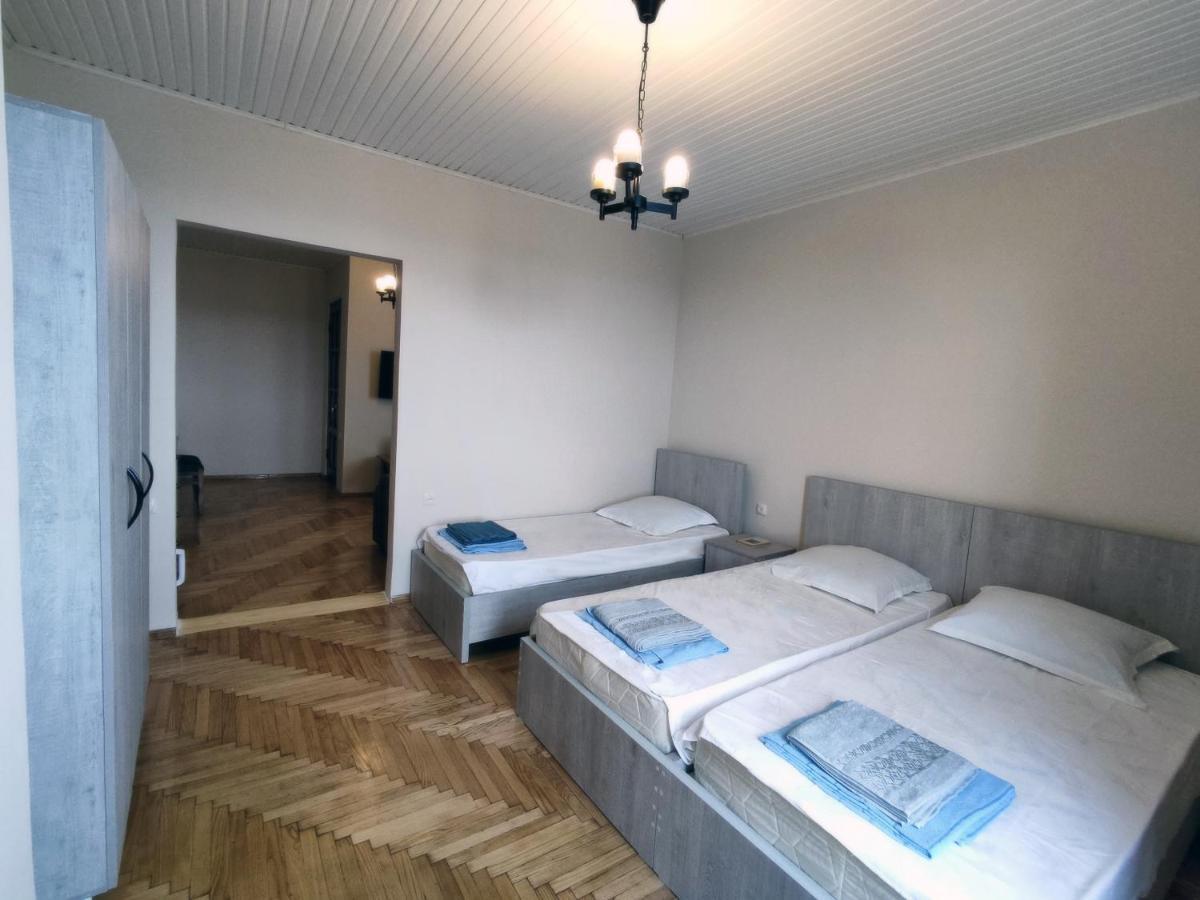 Guesthouse White Swan Kobuleti Extérieur photo