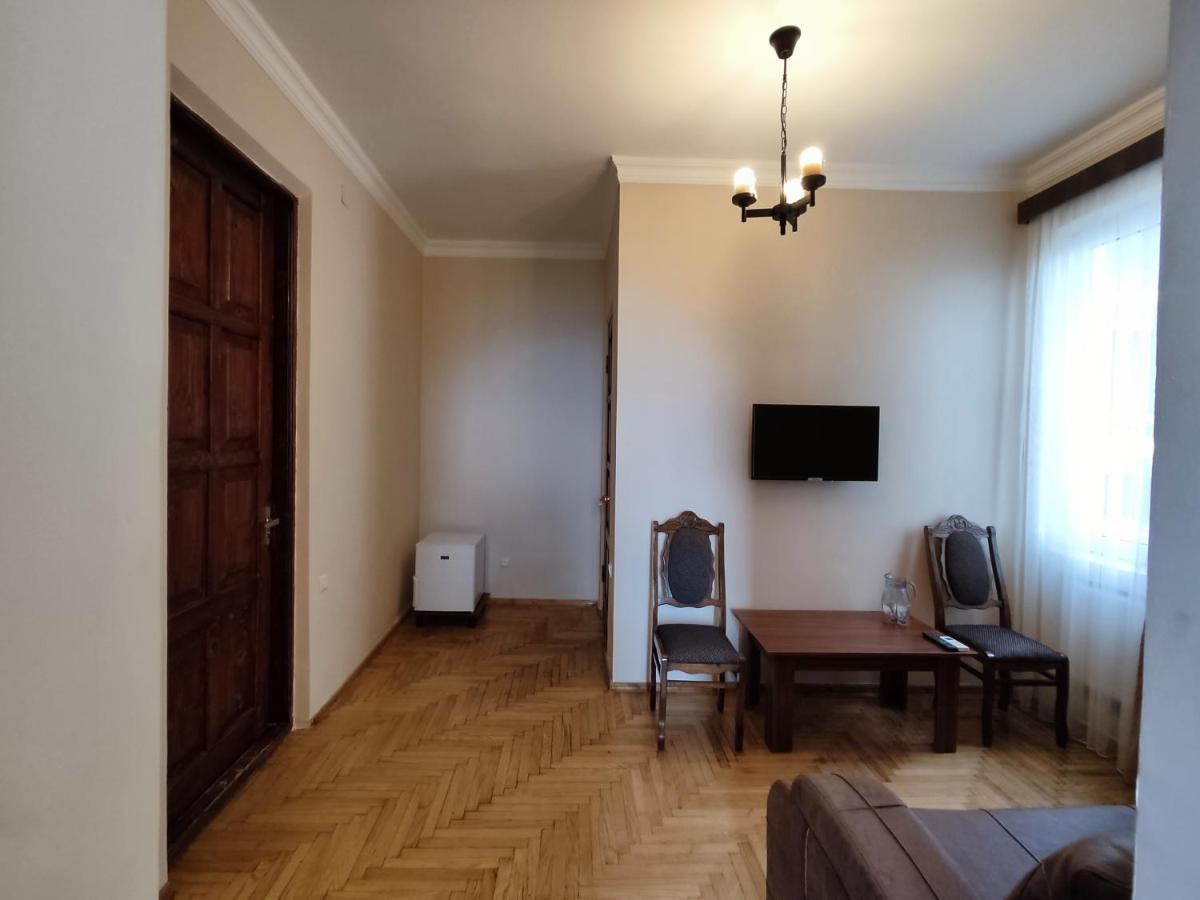 Guesthouse White Swan Kobuleti Extérieur photo