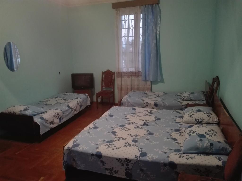 Guesthouse White Swan Kobuleti Extérieur photo