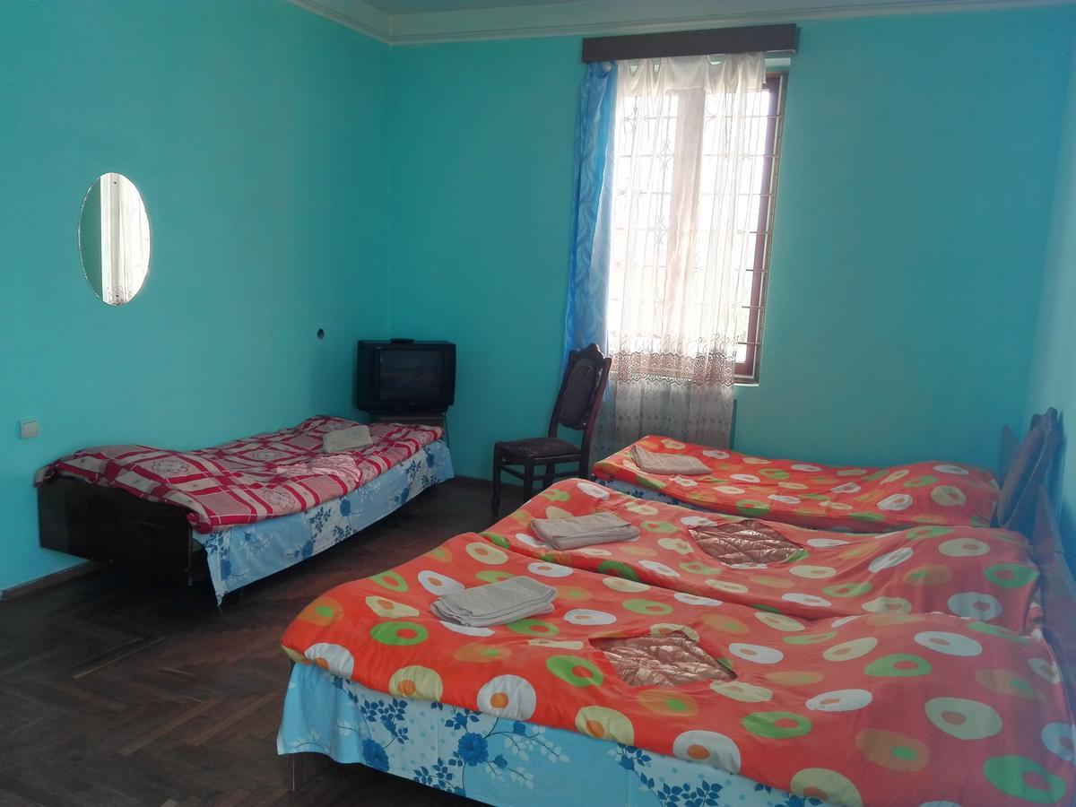 Guesthouse White Swan Kobuleti Extérieur photo