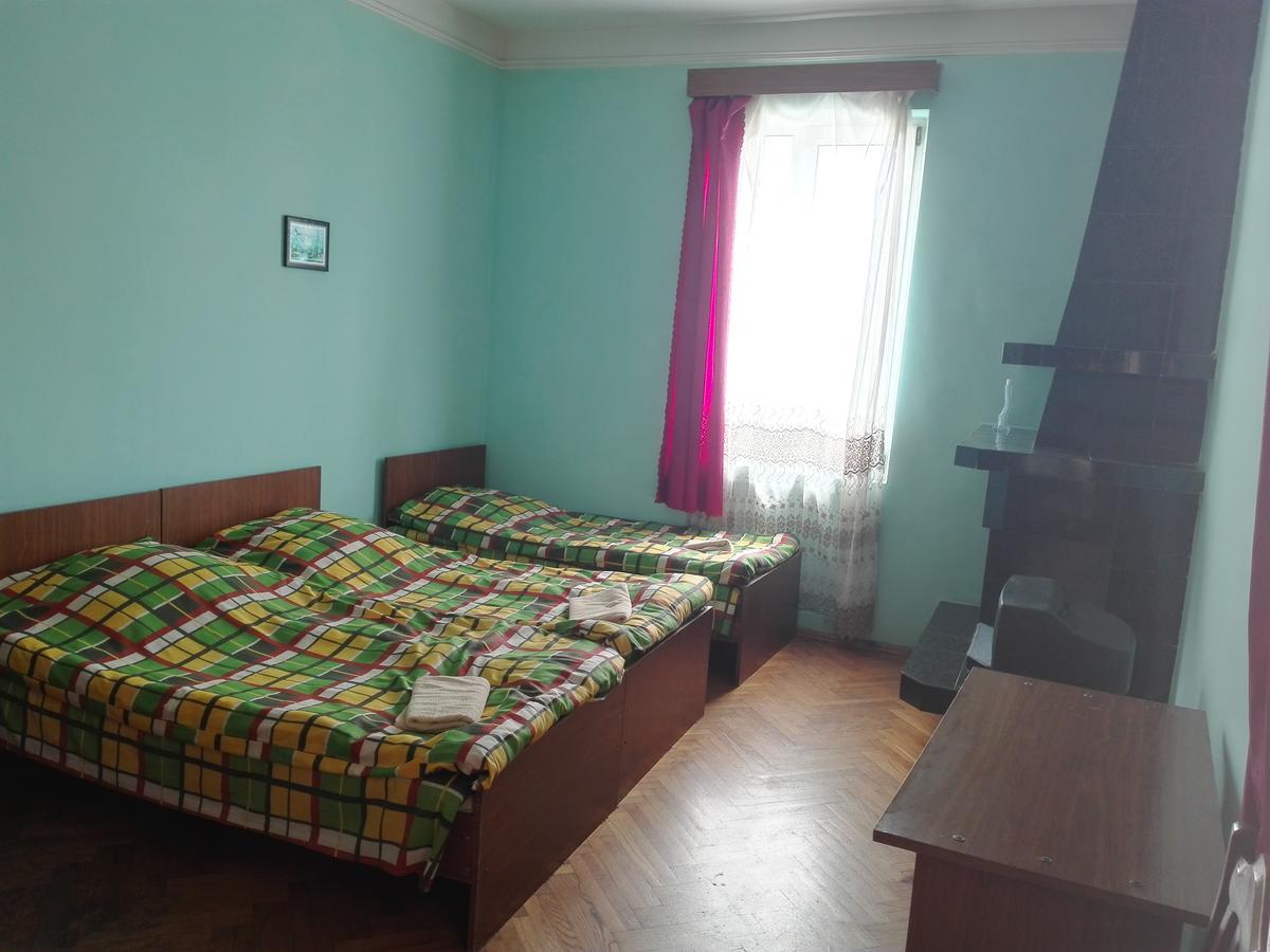Guesthouse White Swan Kobuleti Extérieur photo