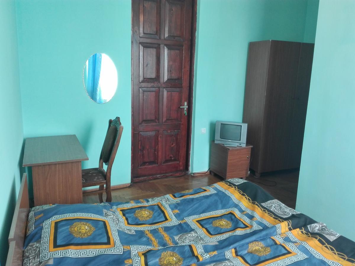 Guesthouse White Swan Kobuleti Extérieur photo