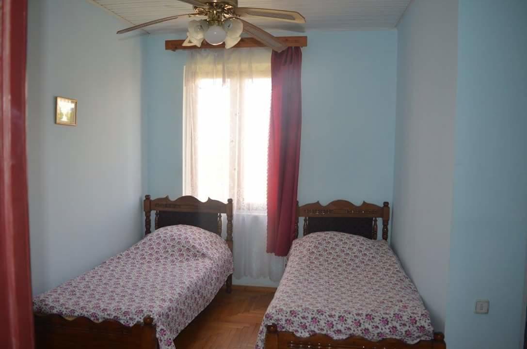 Guesthouse White Swan Kobuleti Extérieur photo